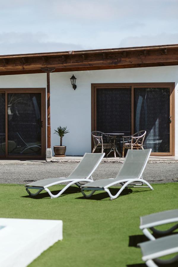 Hotelito Rural Flor De Timanfaya Tinajo Exterior photo