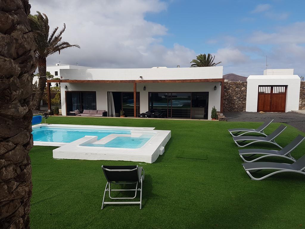 Hotelito Rural Flor De Timanfaya Tinajo Exterior photo