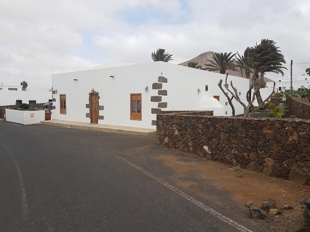 Hotelito Rural Flor De Timanfaya Tinajo Exterior photo