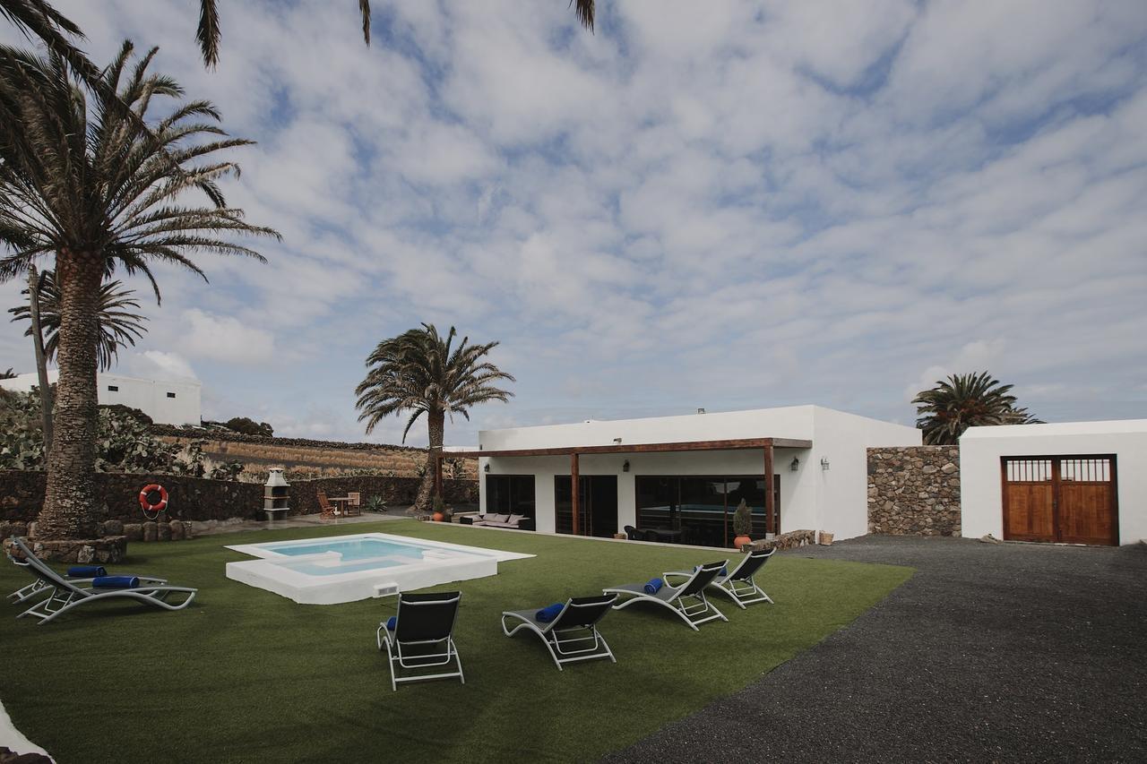 Hotelito Rural Flor De Timanfaya Tinajo Exterior photo